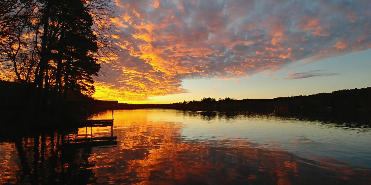 Sunset on lake desoto